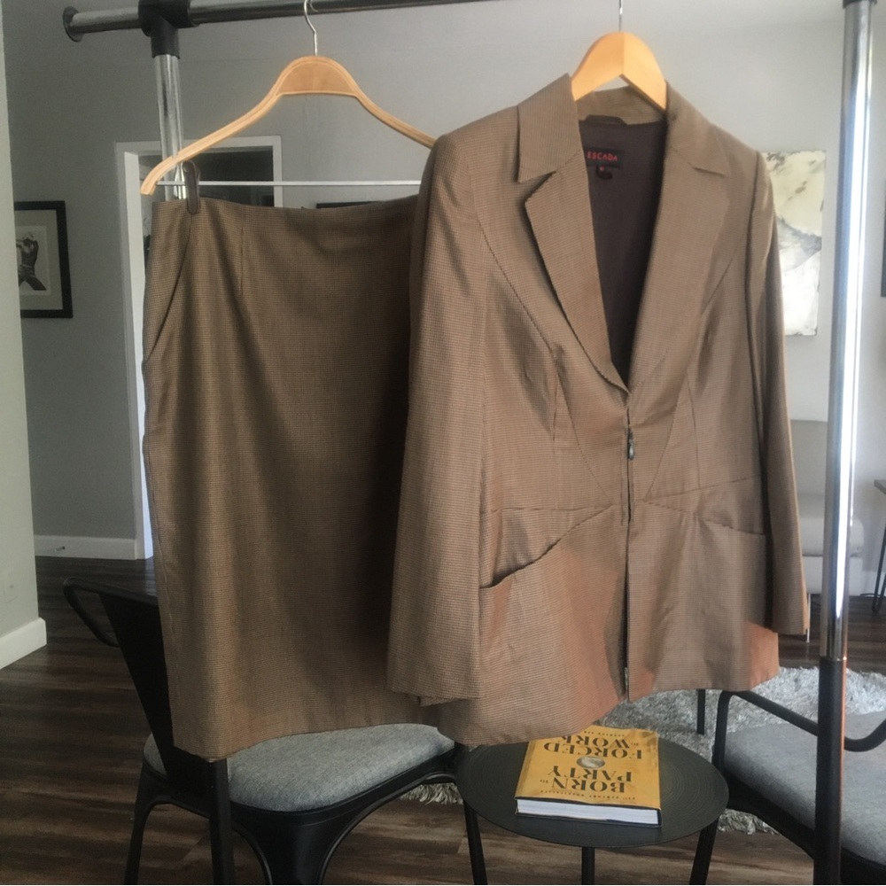 Escada Suit. Brown Houndstooth Pattern - image 5